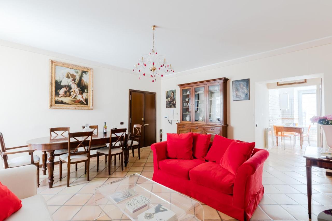 Apartamento Classic Near The Colosseum Roma